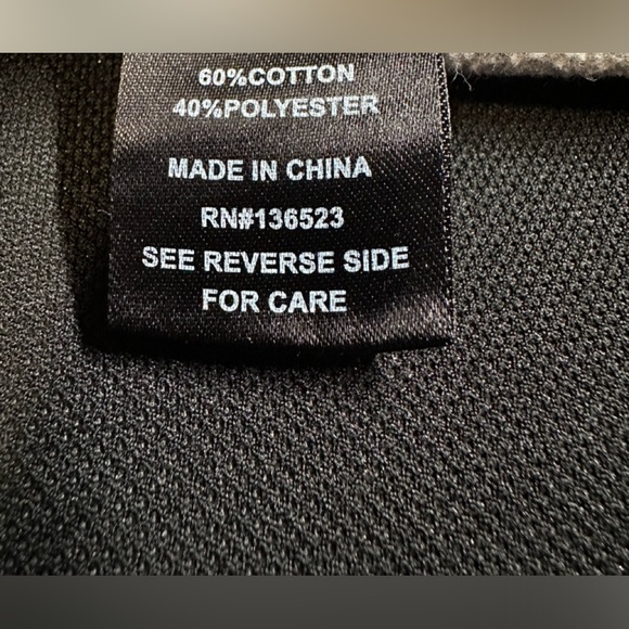 BROOKLYN CLOTH Slant Zip Mens Sweat Shorts - Picture 3 of 3